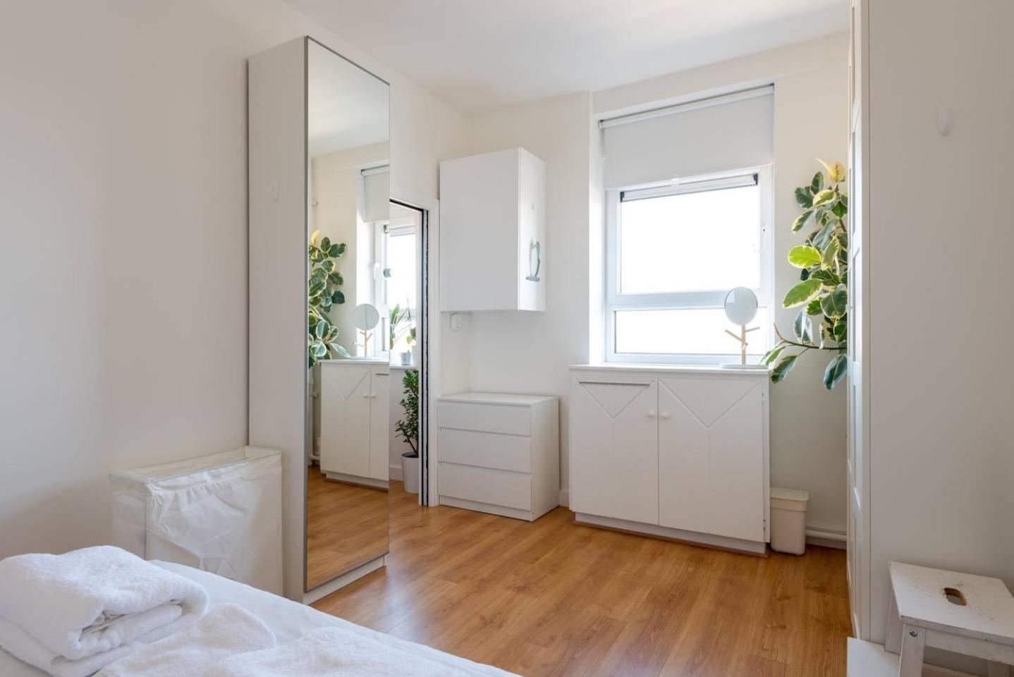 Guestready - 1Br Flat Ideally Located In Zone 2 Fits 3 Leilighet London Eksteriør bilde